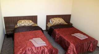 Гостиница Трискеле Судак Судак Двухместный номер с 1 кроватью или 2 отдельными кроватями-6